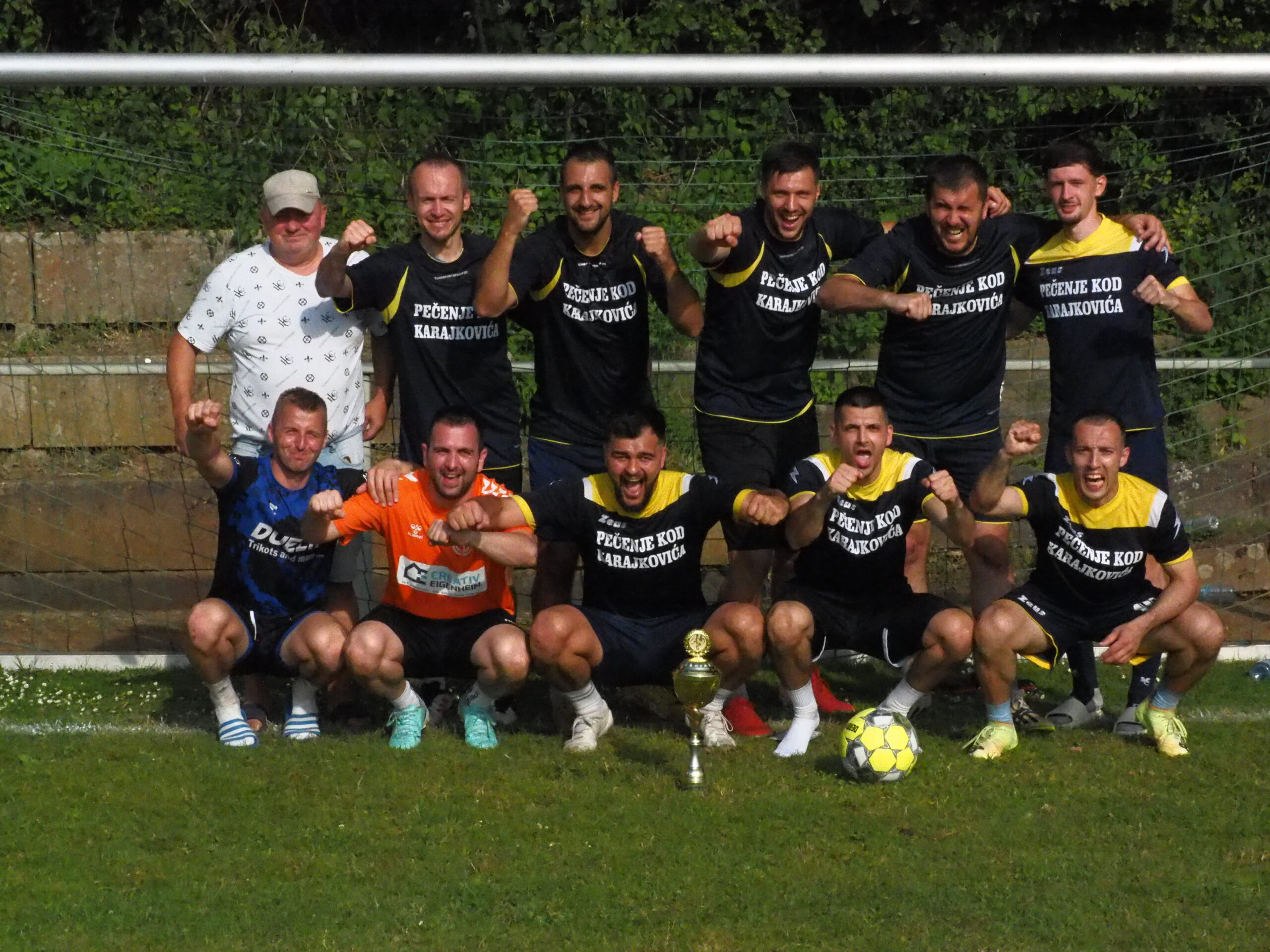 PECENJE KARAJKOVIC DUISBURG